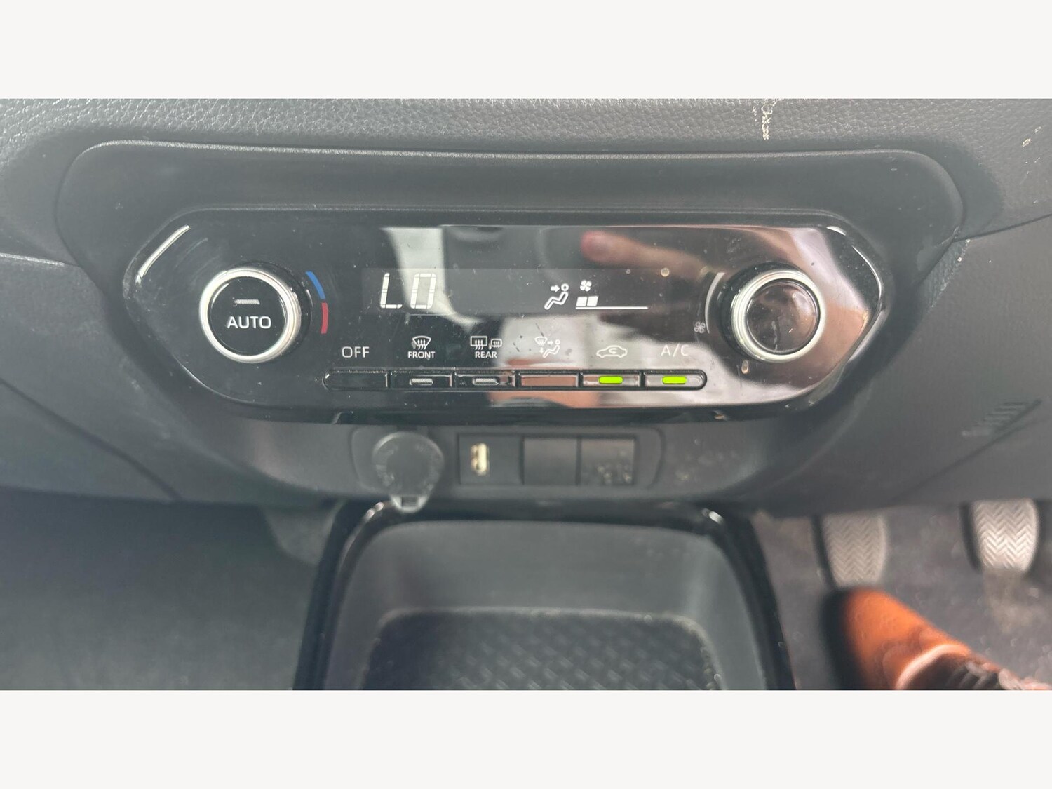Vehicle 28