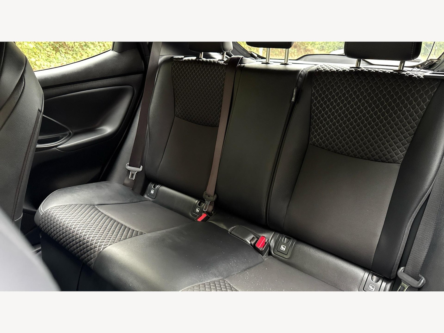 Used Toyota Yaris 2025 for sale - 76200984: Photo 22