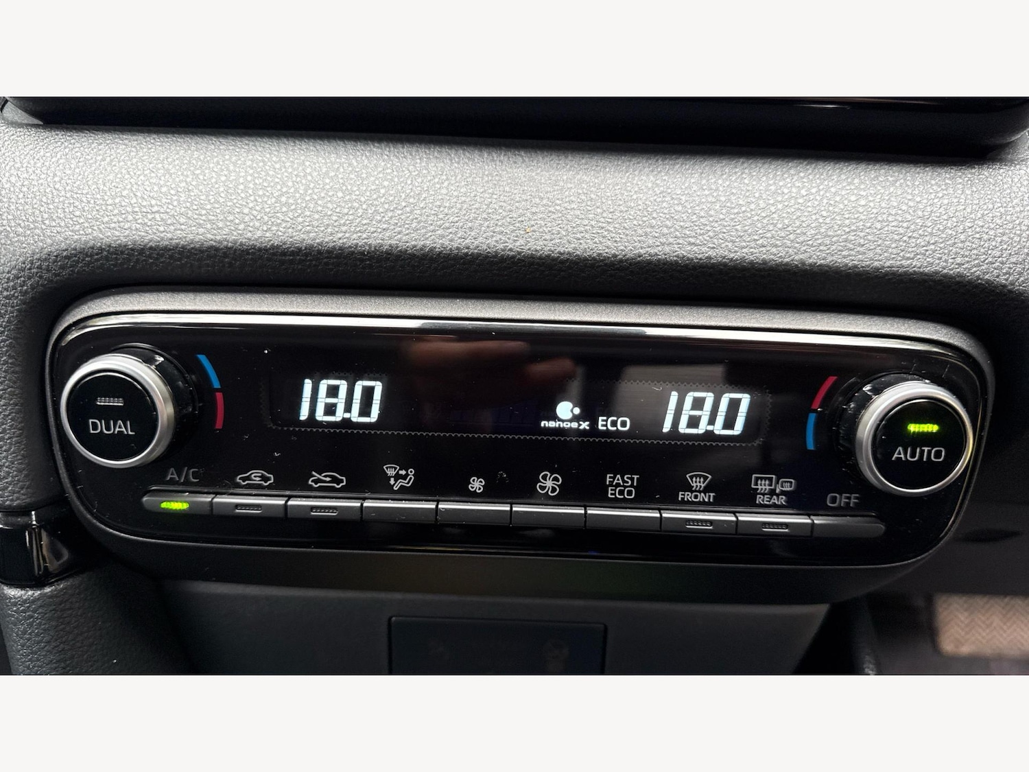 Used Toyota Yaris 2025 for sale - 76200984: Photo 31