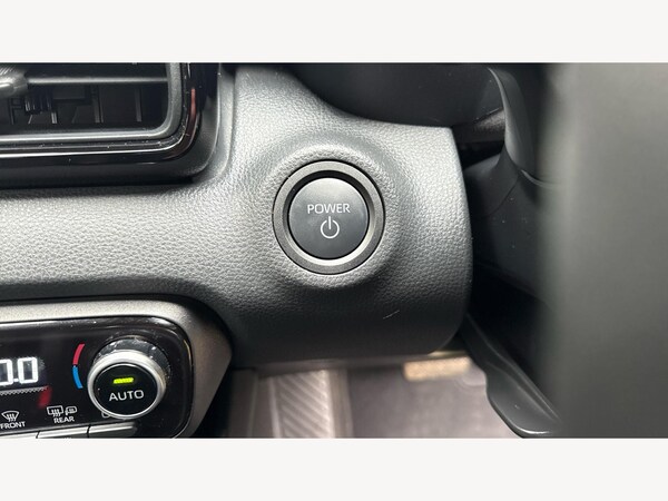 Used Toyota Yaris 2025 for sale - 76200984: Photo 36