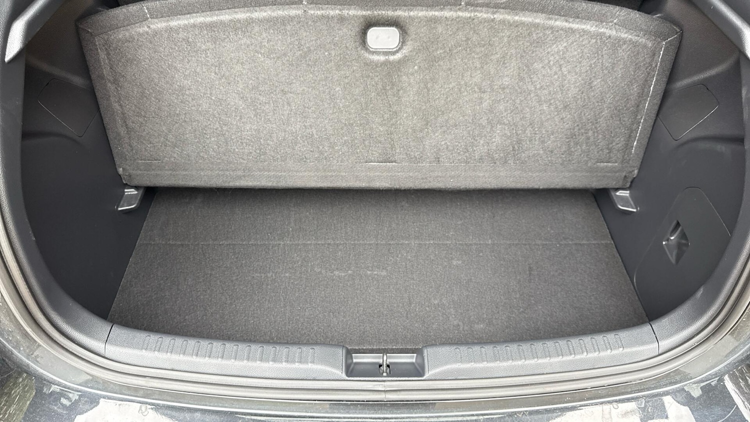 Used Toyota Yaris 2025 for sale - 76200984: Photo 45