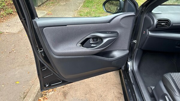 Used Toyota Yaris 2025 for sale - 76200984: Photo 49