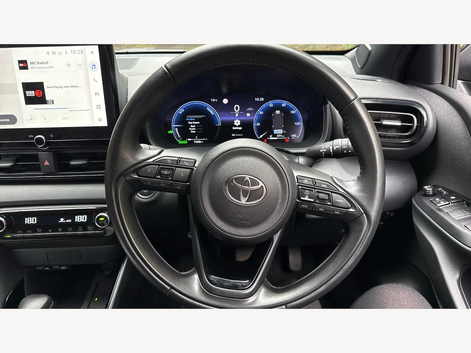 Used Toyota Yaris 2025 for sale - 76200984: Photo 8