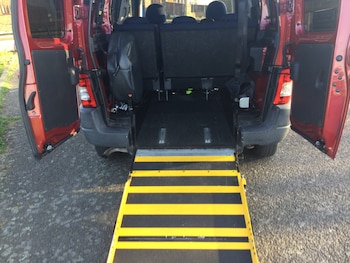 Used Peugeot Partner 2010 for sale - 78032069: Photo