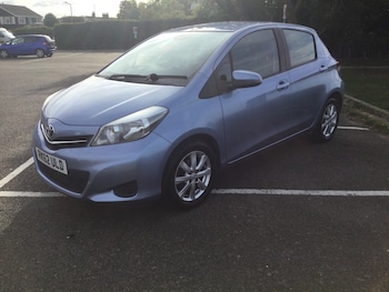 Used Toyota Yaris 2012 for sale - 76055816: Photo