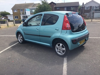 Used Peugeot 107 2011 for sale - 79451088: Photo