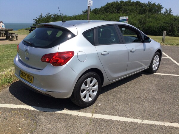 Used Vauxhall Astra 2015 for sale - 74976415: Photo 4