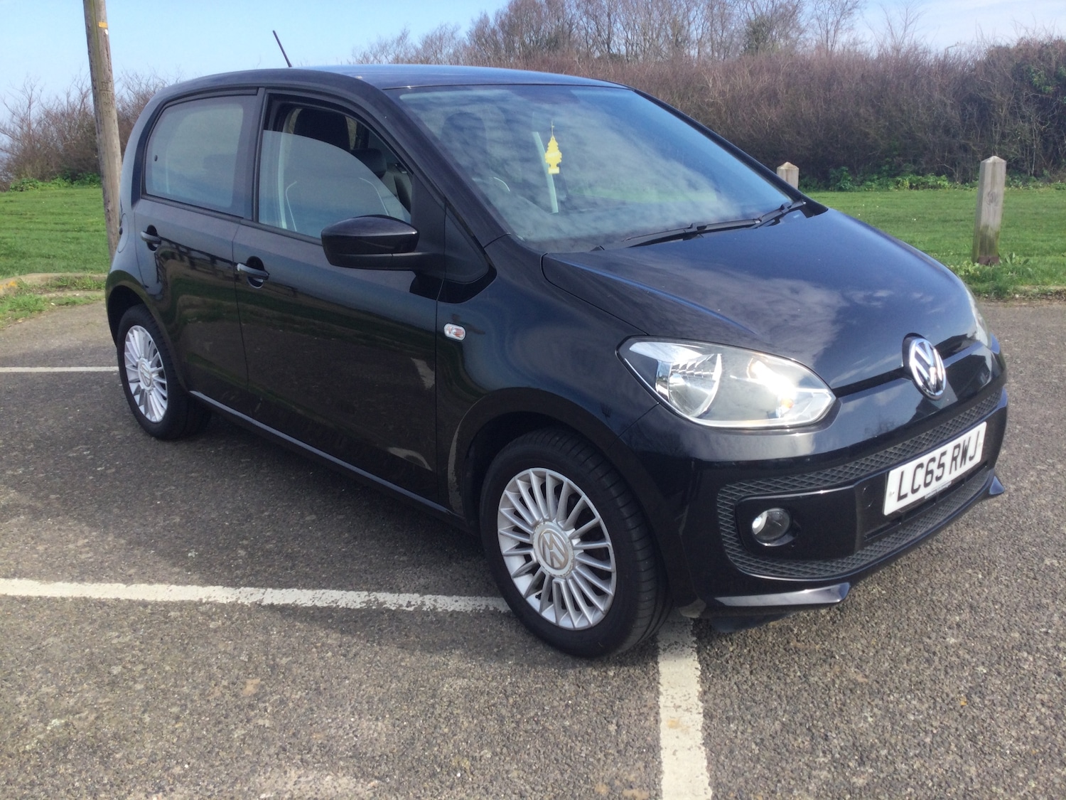 Used Volkswagen up! 2016 for sale - 77730524: Photo 1