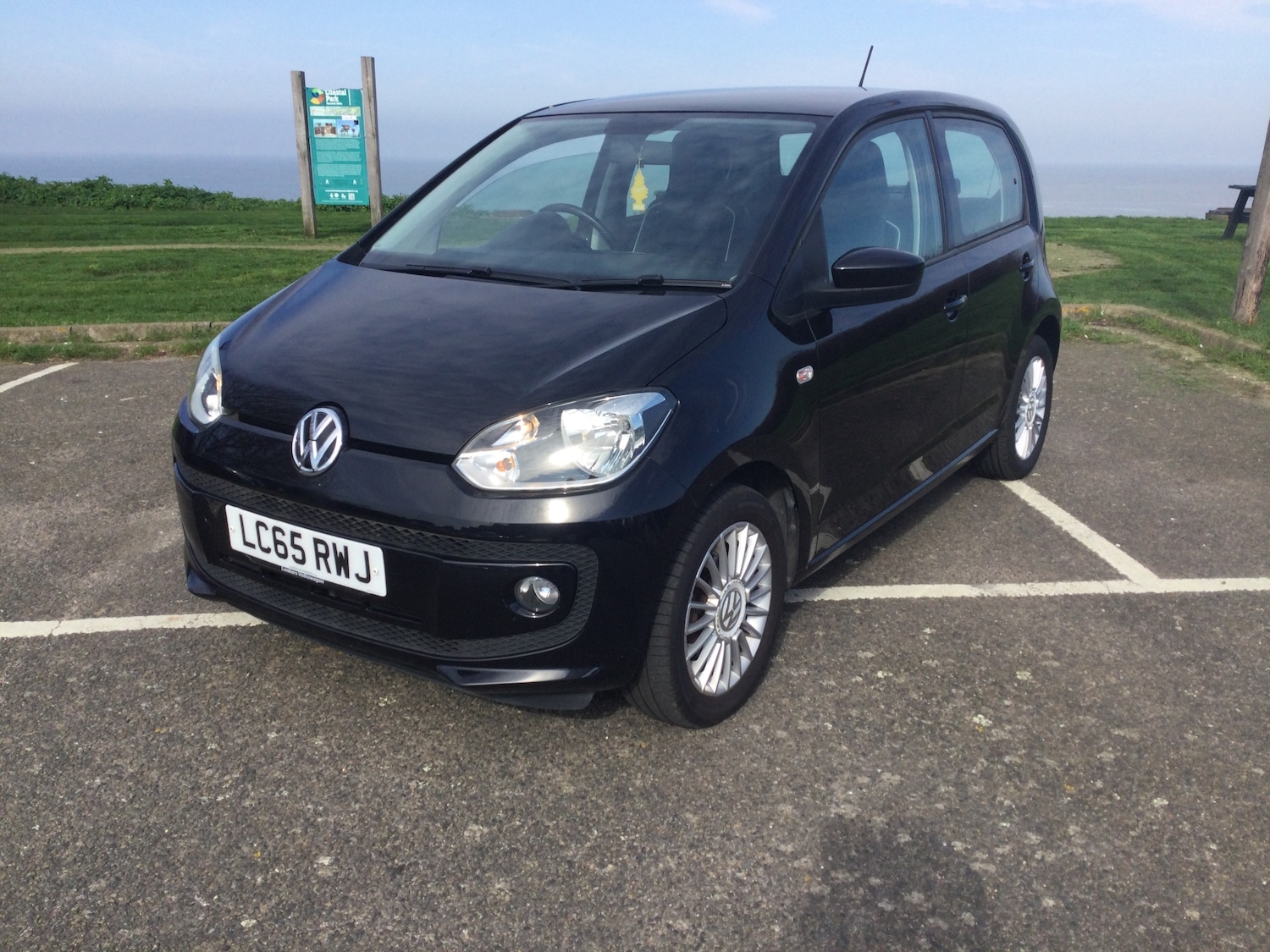 Used Volkswagen up! 2016 for sale - 77730524: Photo 4