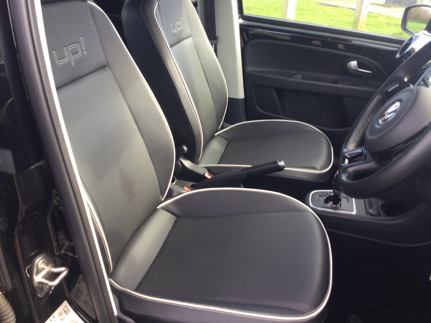 Used Volkswagen up! 2016 for sale - 77730524: Photo 8