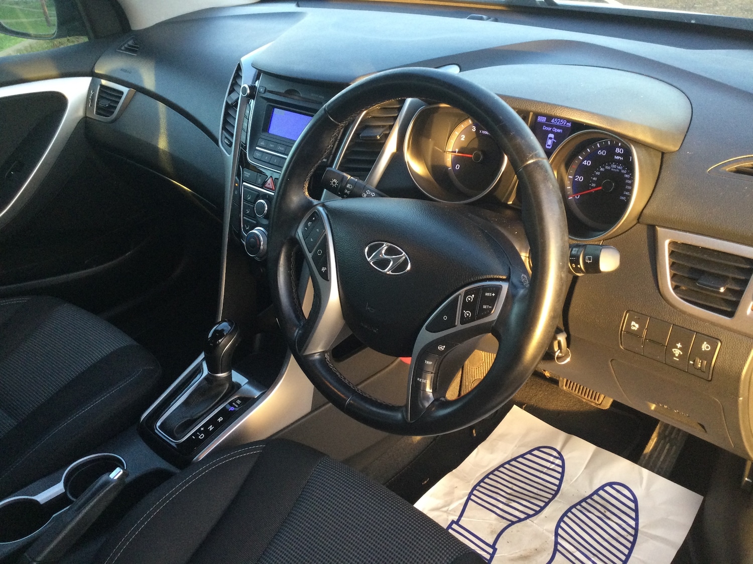 Used Hyundai i30 2014 for sale - 77137377: Photo 7