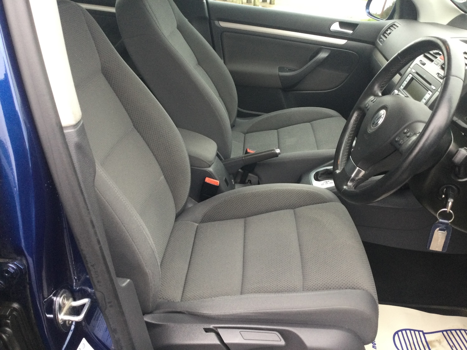 Used Volkswagen Golf 2008 for sale - 77137570: Photo 5