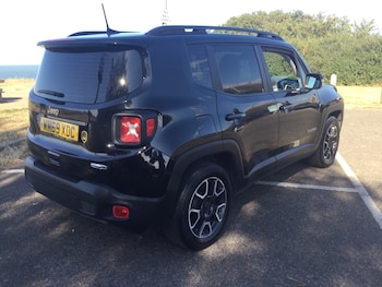 Used Jeep Renegade 2020 for sale - 79450739: Photo