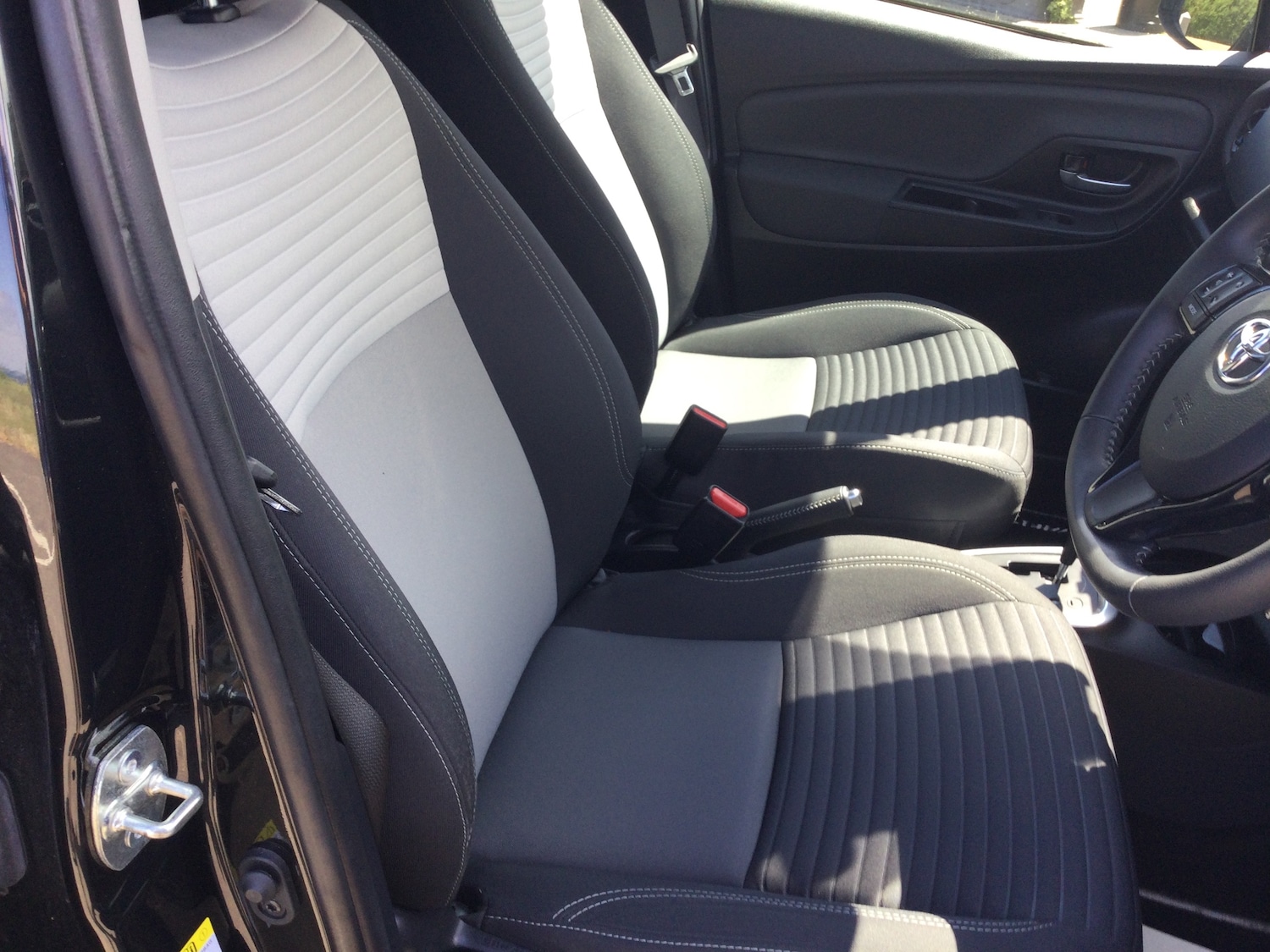 Used Toyota Yaris 2018 for sale - 78170050: Photo 5