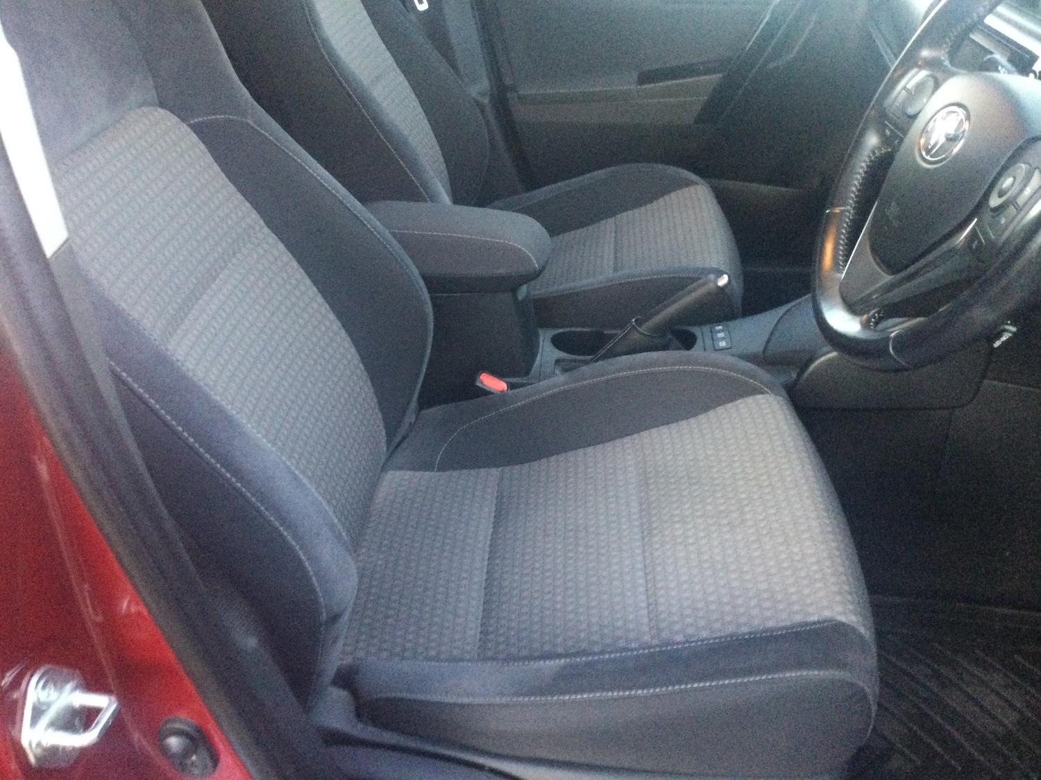 Used Toyota Auris 2017 for sale - 76507853: Photo 4