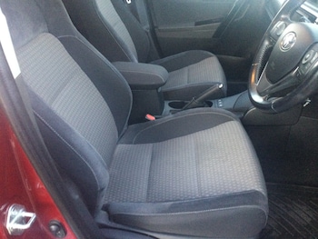 Used Toyota Auris 2017 for sale - 76507853: Photo