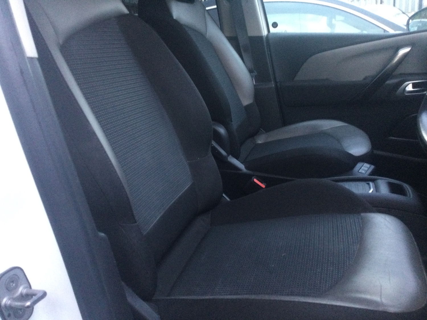 Used Citroen C4 Picasso 2014 for sale - 76835620: Photo 5