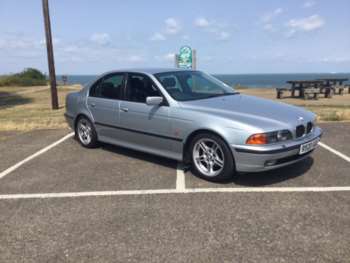 1998 (R) - 528i SE 4dr Auto 3 owner 70157 miles full service history