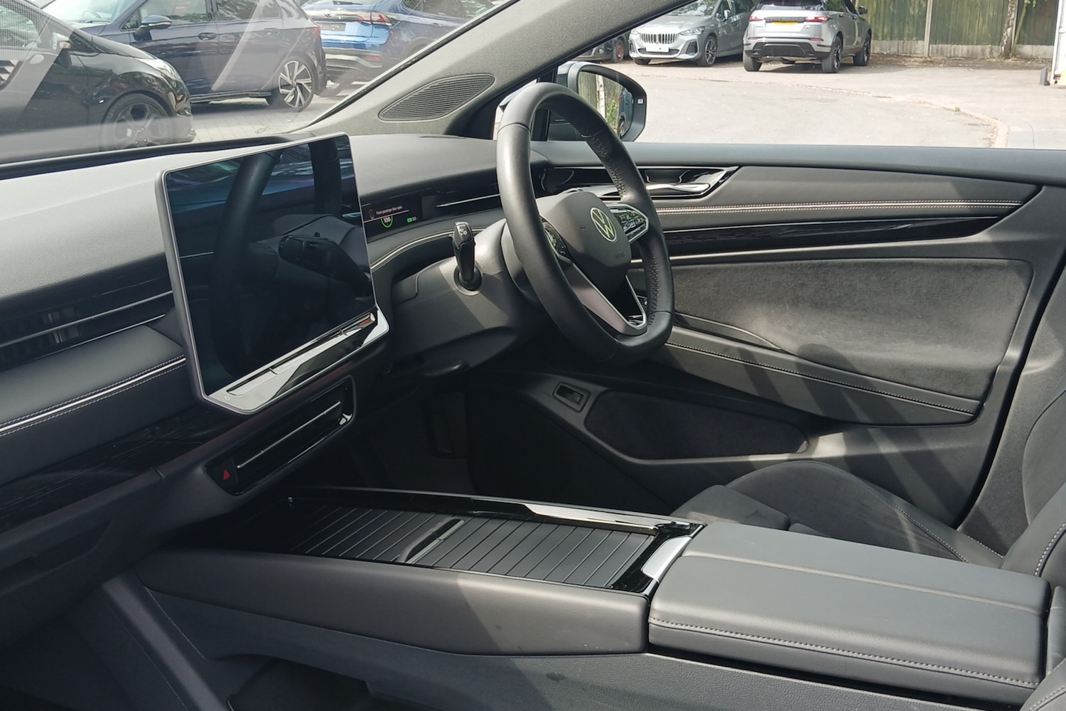 Used Volkswagen ID.7 2025 for sale - 76731390: Photo 2