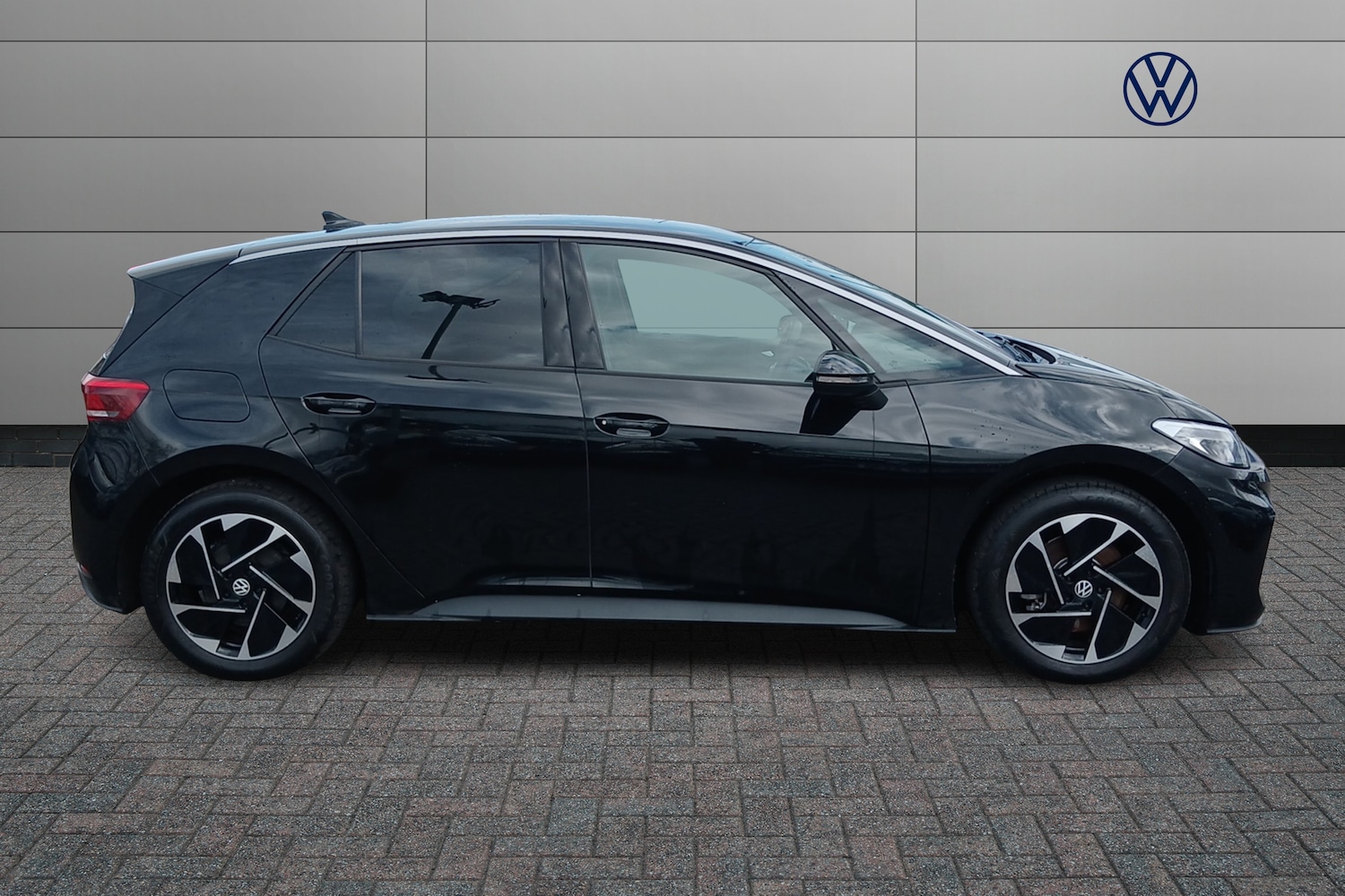 Used Volkswagen ID.3 2025 for sale - 78217937: Photo 4