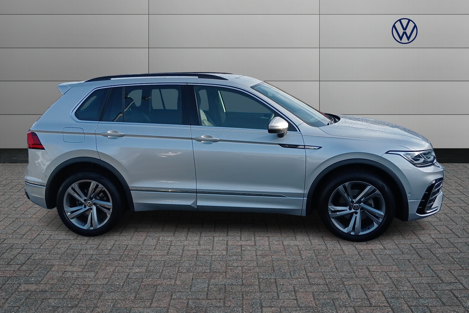 Used Volkswagen Tiguan 2023 for sale - 76675935: Photo 4