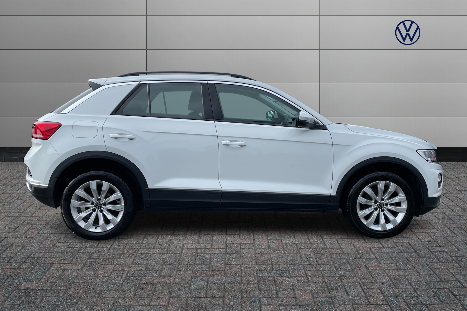 Used Volkswagen T-Roc 2021 for sale - 77685534: Photo 4