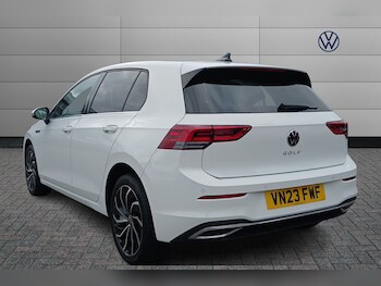 Used Volkswagen Golf 2023 for sale - 76951357: Photo