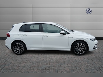 Used Volkswagen Golf 2023 for sale - 76951357: Photo