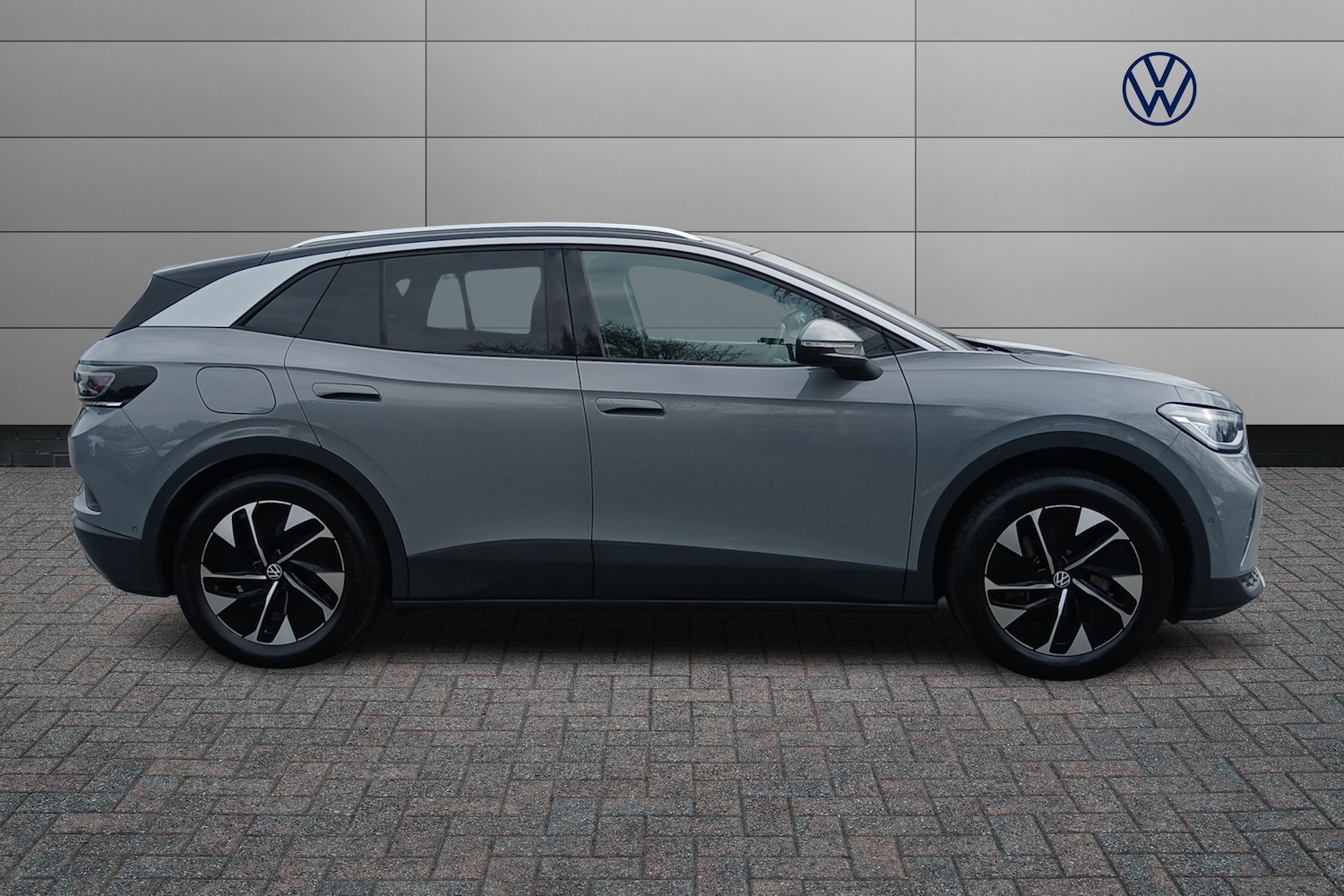 Used Volkswagen ID.4 2024 for sale - 78131430: Photo 4