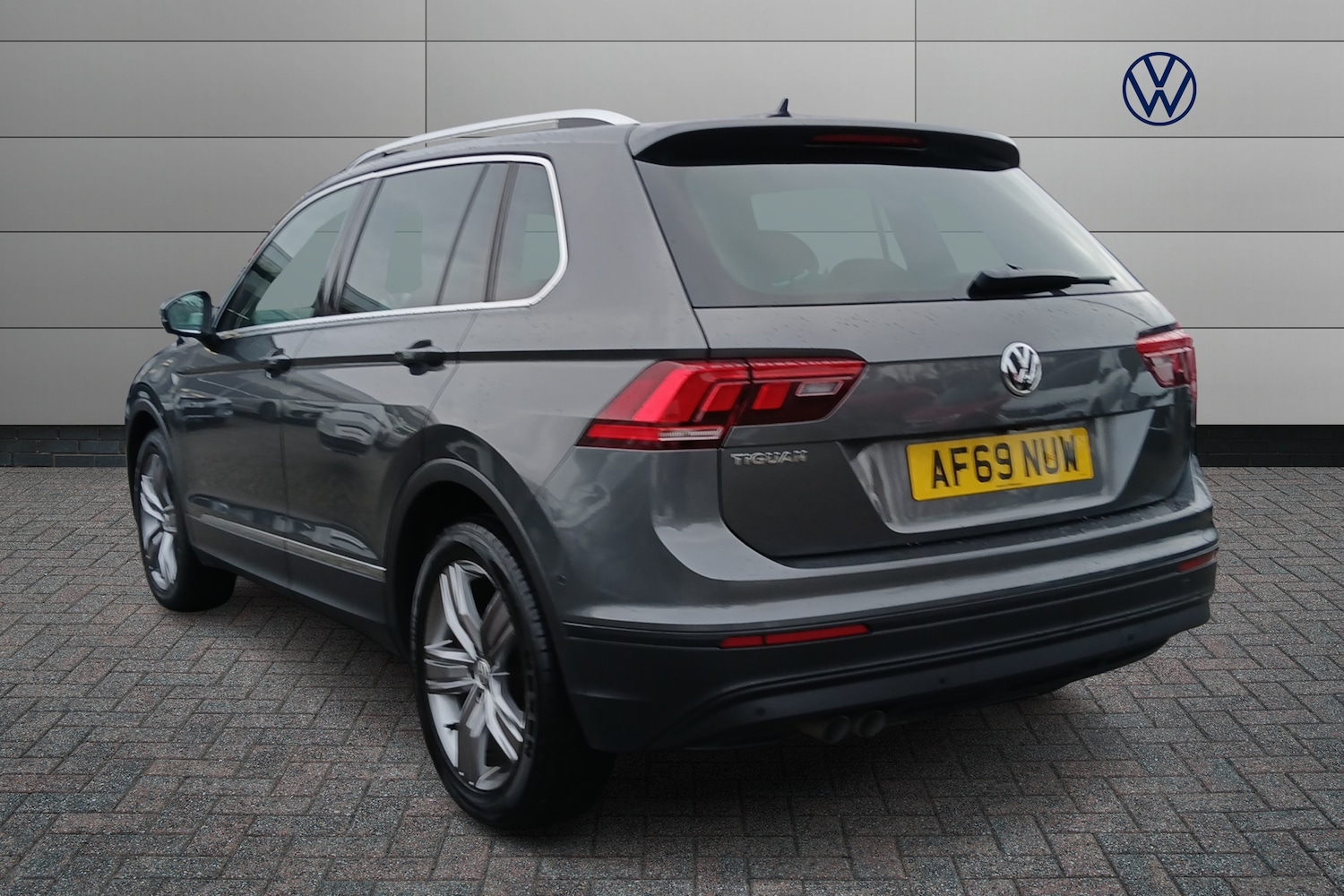 Used Volkswagen Tiguan 2019 for sale - 77315937: Photo 3