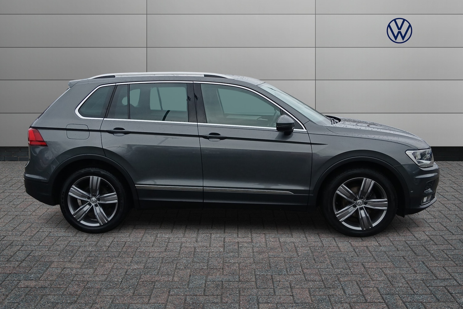 Used Volkswagen Tiguan 2019 for sale - 77315937: Photo 4
