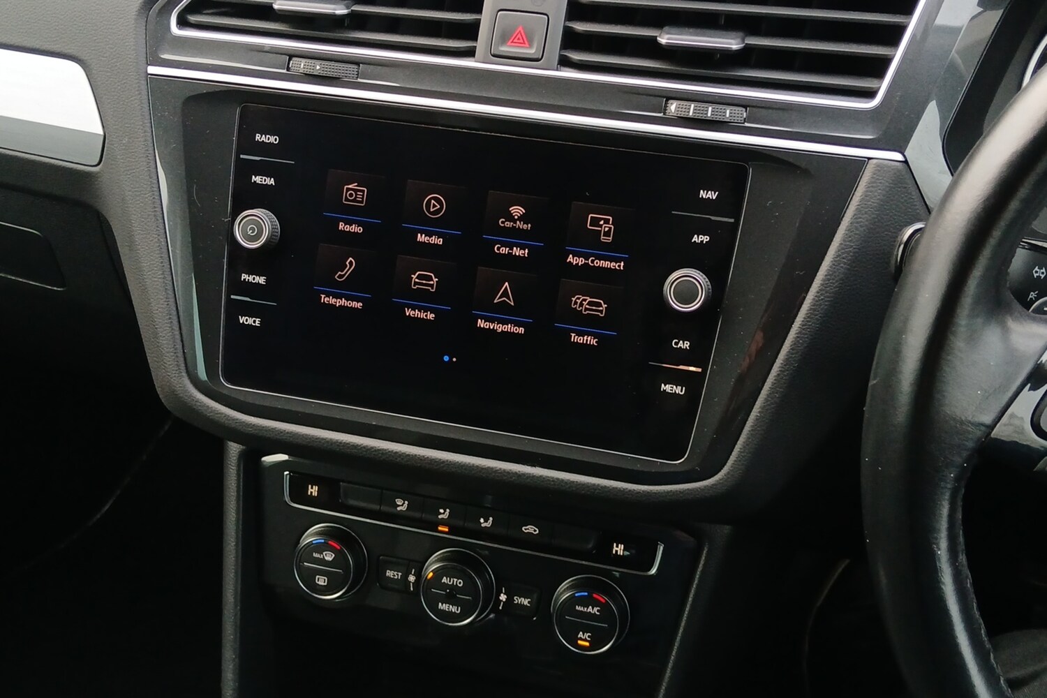 Used Volkswagen Tiguan 2019 for sale - 77785793: Photo 9