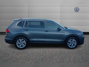 Used Volkswagen Tiguan Allspace 2022 for sale - 77698070: Photo
