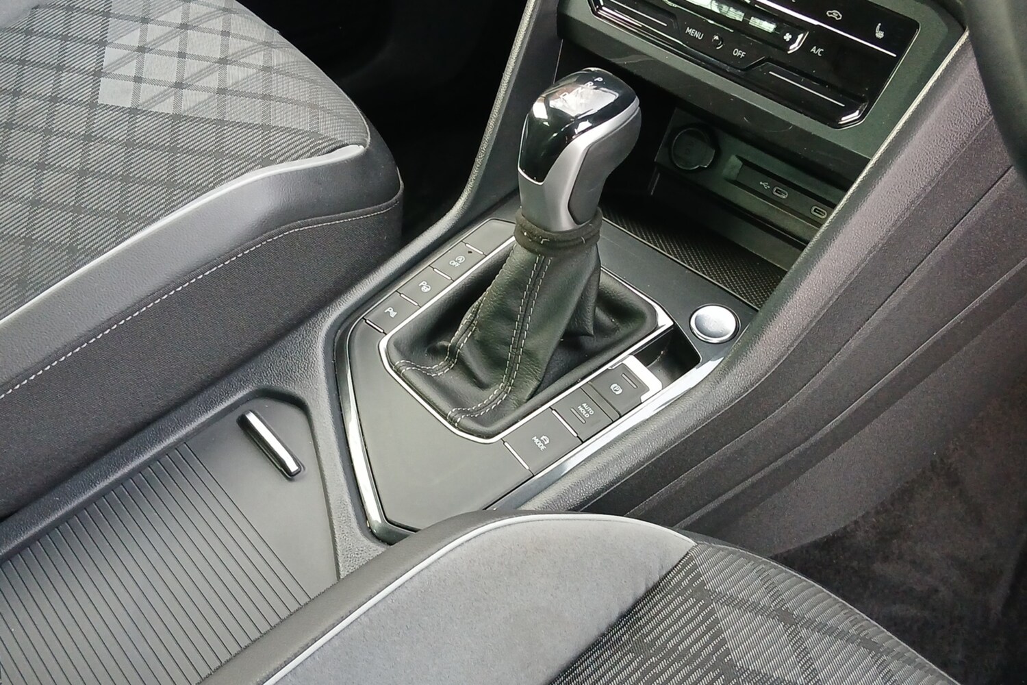 Used Volkswagen Tiguan 2023 for sale - 78118048: Photo 10