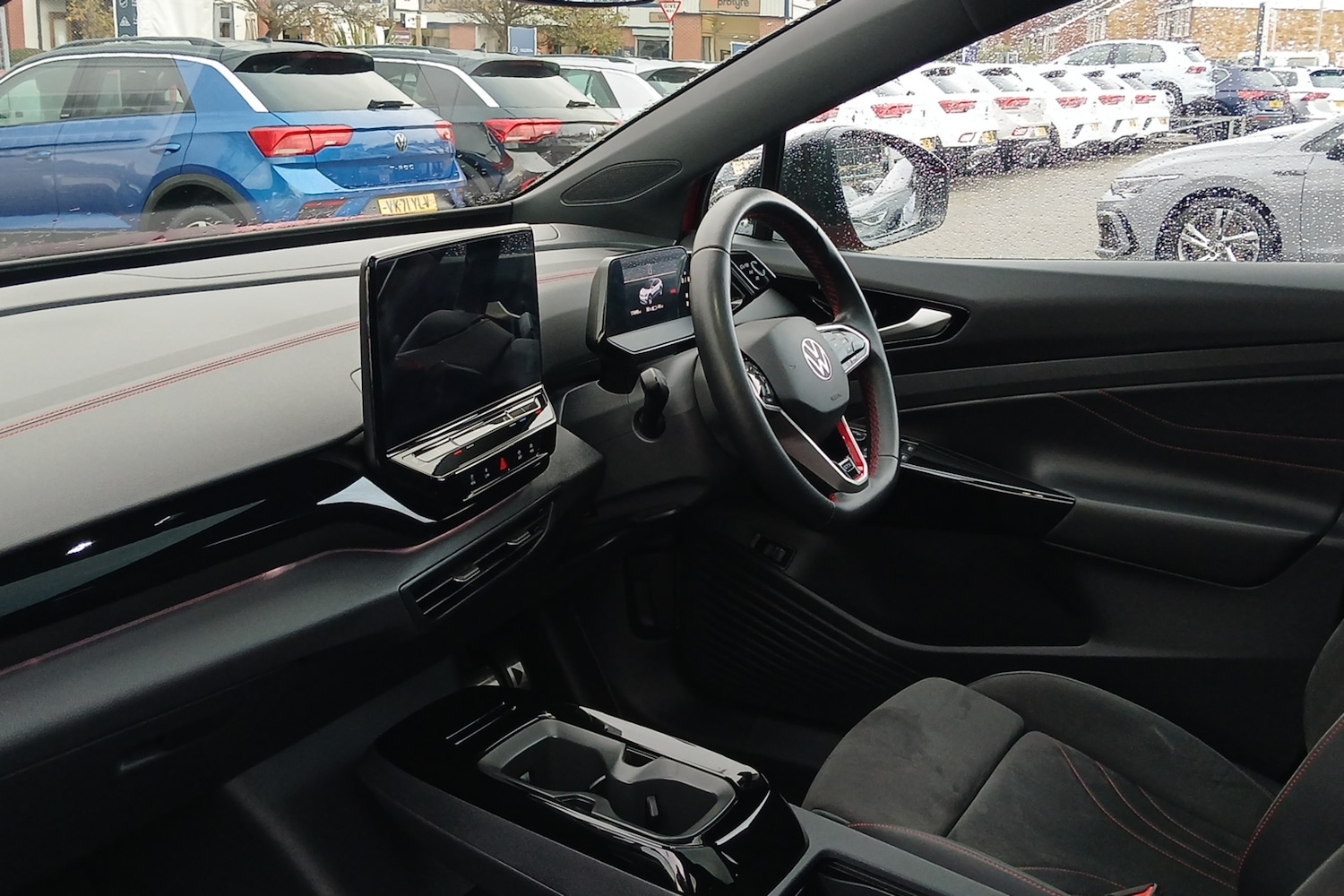 Used Volkswagen ID.4 2023 for sale - 76954151: Photo 2