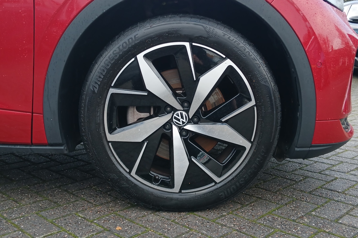 Used Volkswagen ID.4 2023 for sale - 76954151: Photo 5