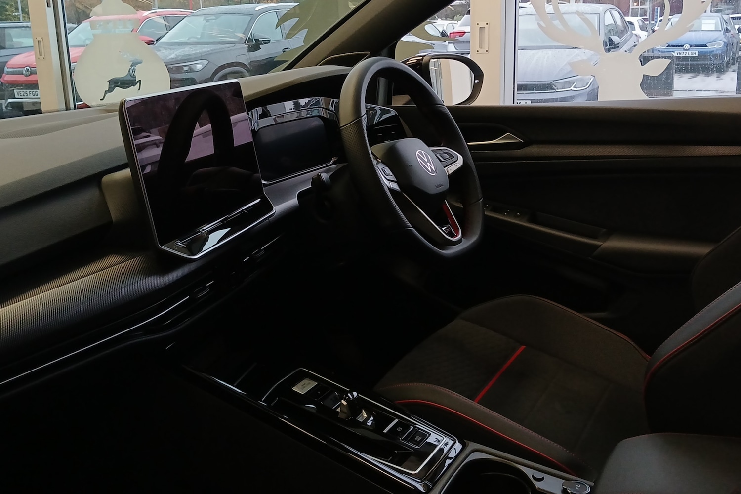 Used Volkswagen Golf 2025 for sale - 77613906: Photo 2