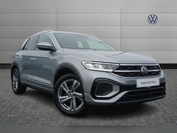 Used Volkswagen T-Roc 2024 for sale - 78137187: Photo