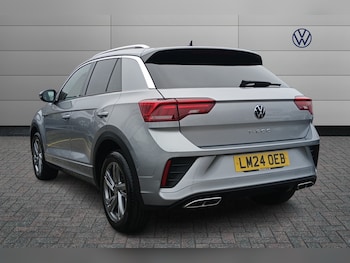 Used Volkswagen T-Roc 2024 for sale - 78137187: Photo