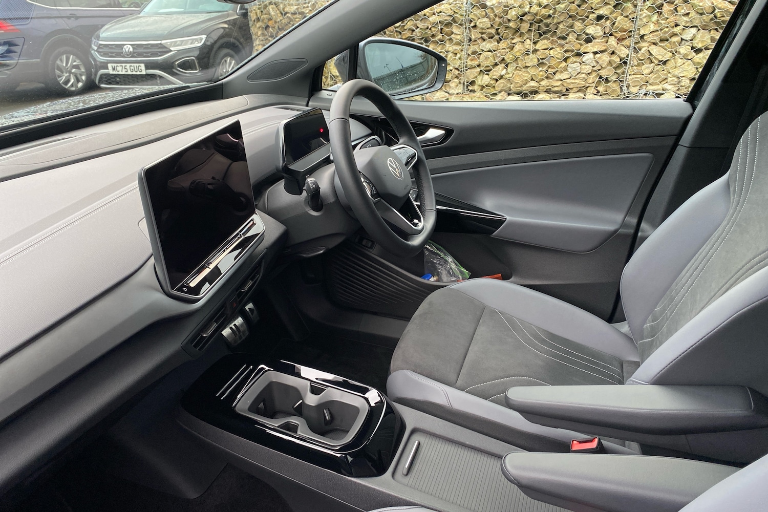 Used Volkswagen ID.4 2025 for sale - 78049382: Photo 2