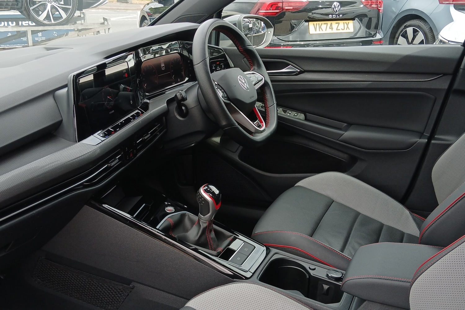 Used Volkswagen Golf 2023 for sale - 77972435: Photo 2