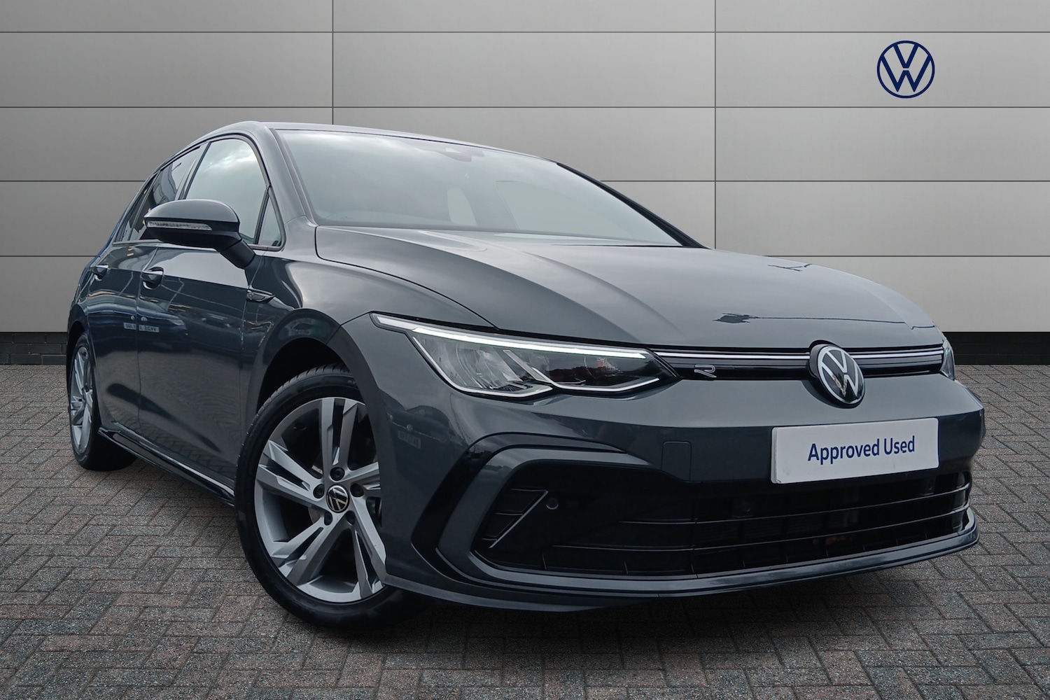 Used Volkswagen Golf 2024 for sale - 76677477: Photo 1