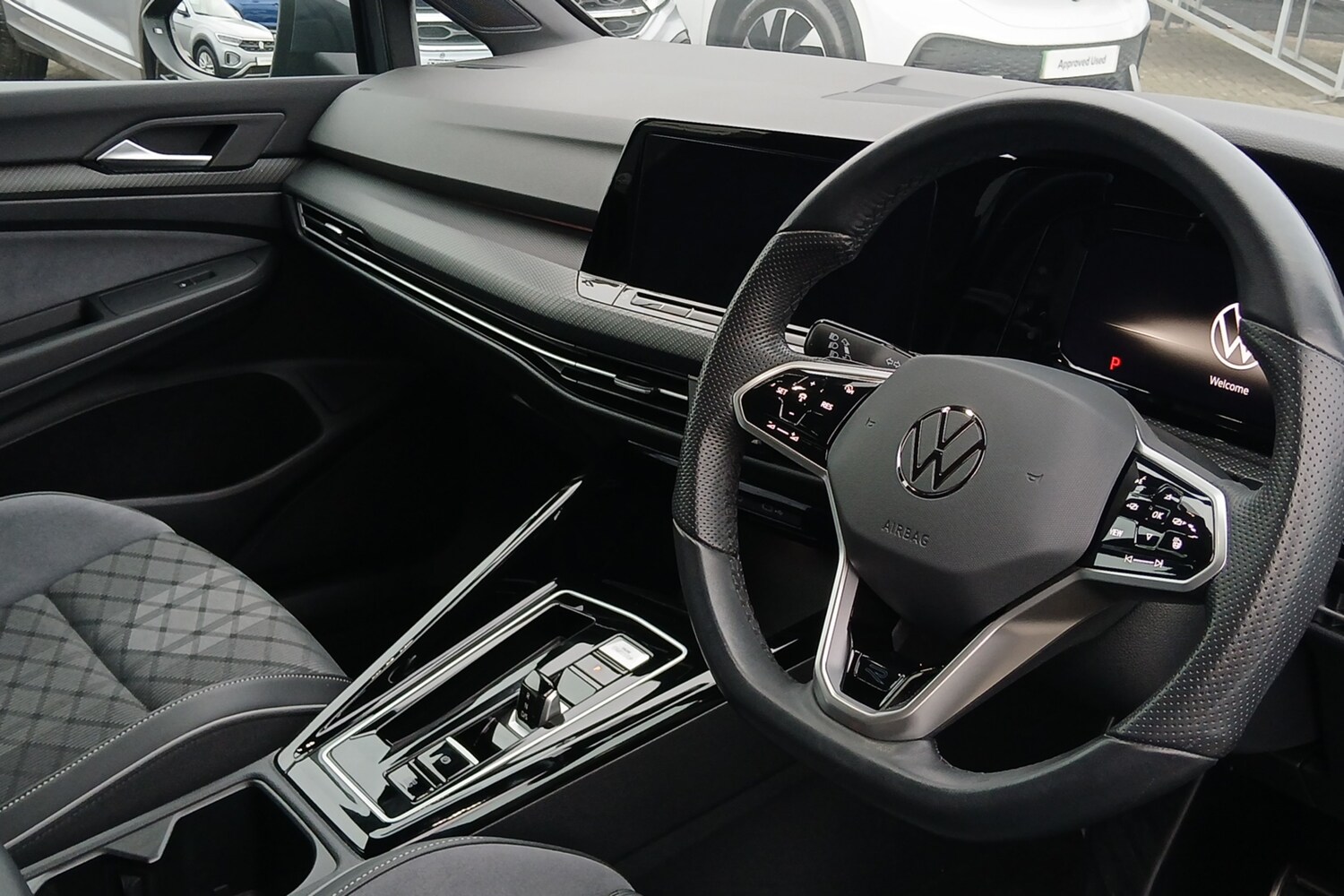 Used Volkswagen Golf 2024 for sale - 76677477: Photo 6