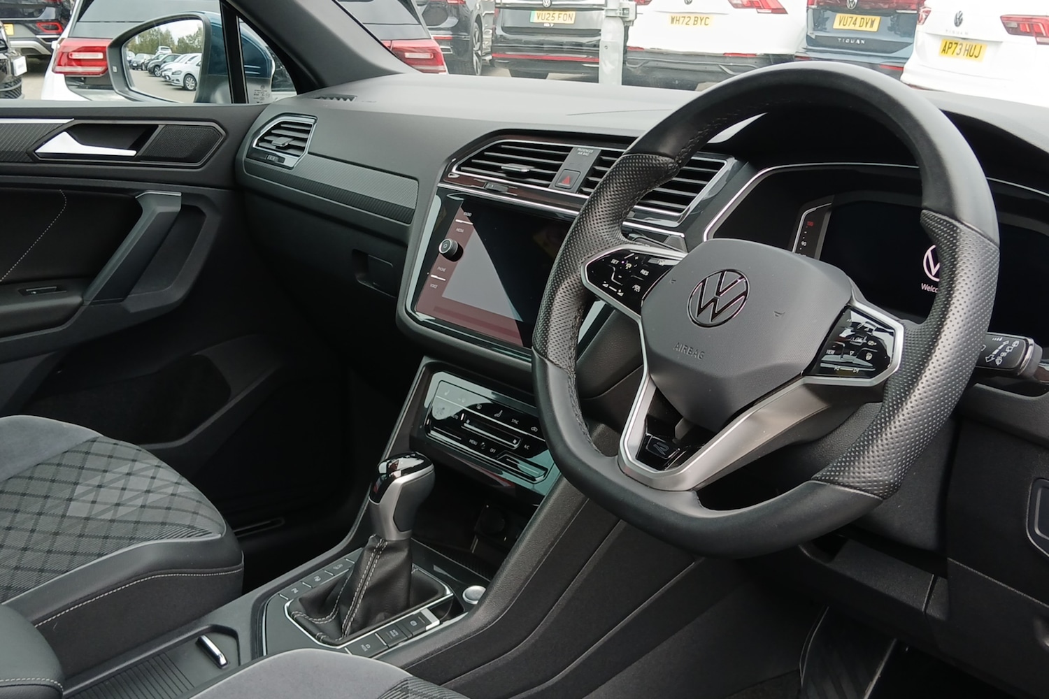 Used Volkswagen Tiguan 2023 for sale - 76675880: Photo 6