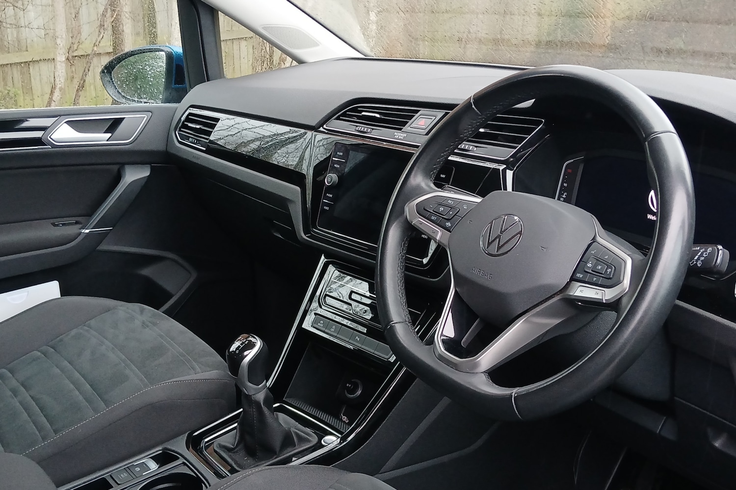 Used Volkswagen Touran 2022 for sale - 77698073: Photo 6