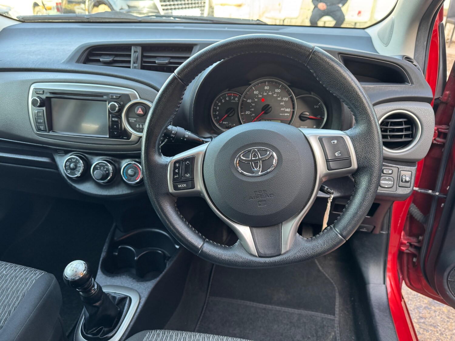 Used Toyota Yaris 2013 for sale - 77669286: Photo 11