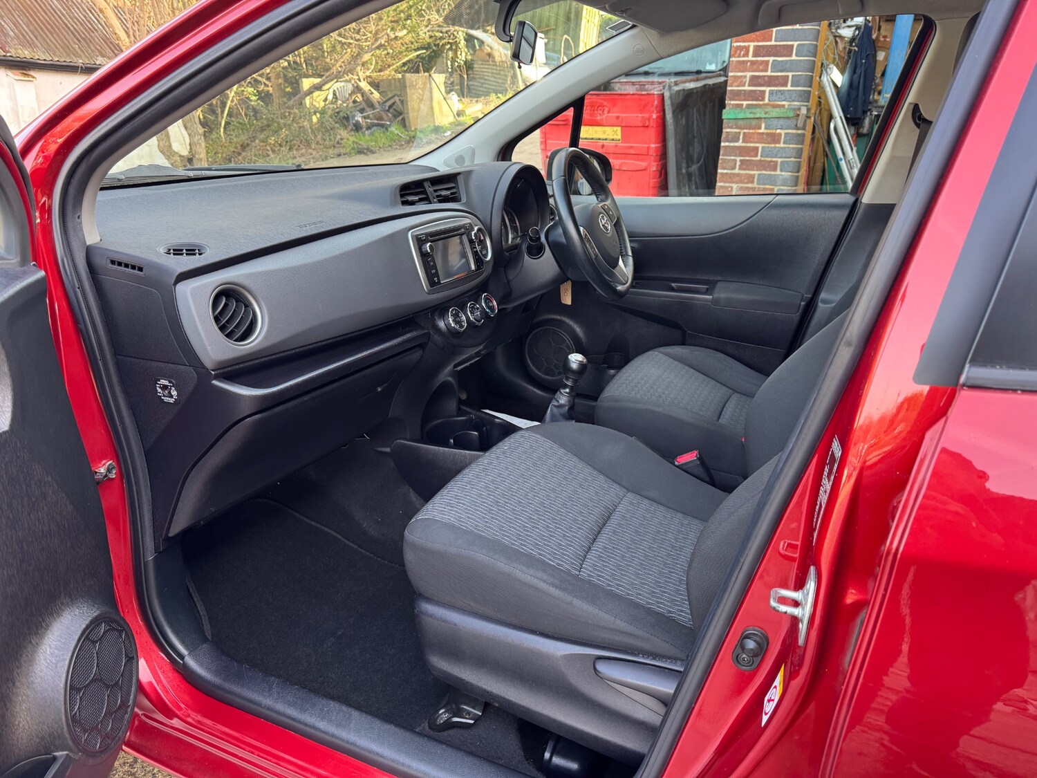 Used Toyota Yaris 2013 for sale - 77669286: Photo 14