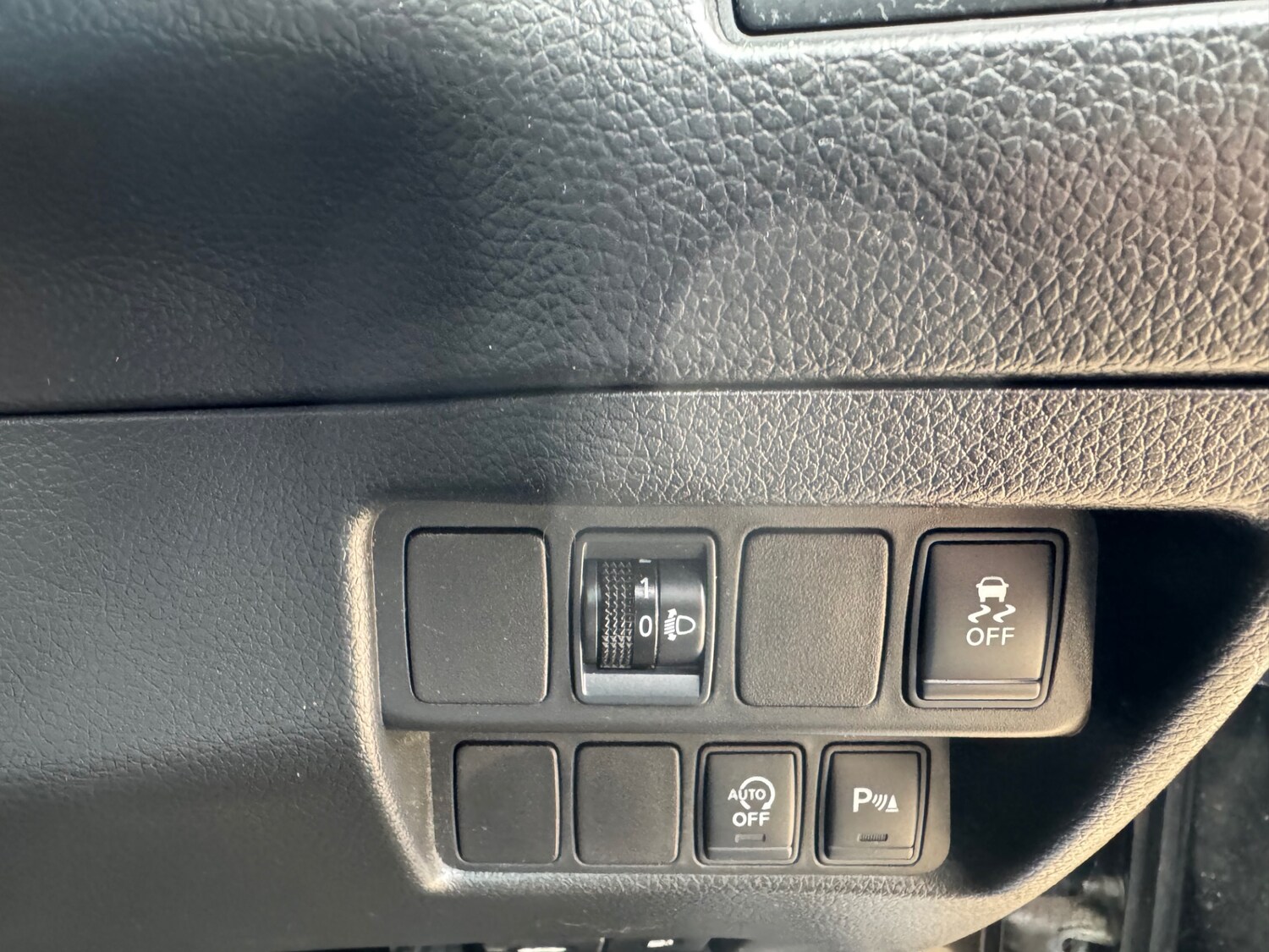 Used Nissan Qashqai 2014 for sale - 77736262: Photo 14