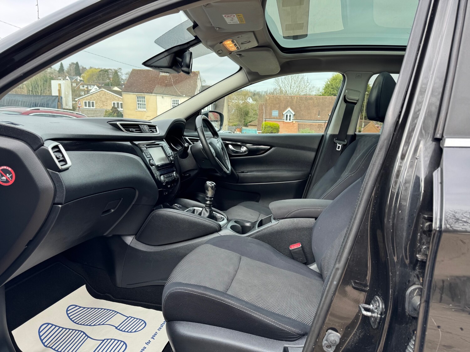 Used Nissan Qashqai 2014 for sale - 77736262: Photo 18