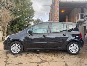 Used Renault Grand Modus 2011 for sale - 76116676: Photo 4